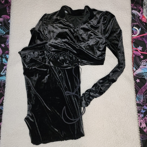 NWT Dolls Kill Sexy , Soft Velor Crop Top And Pant Set - Picture 3 of 9